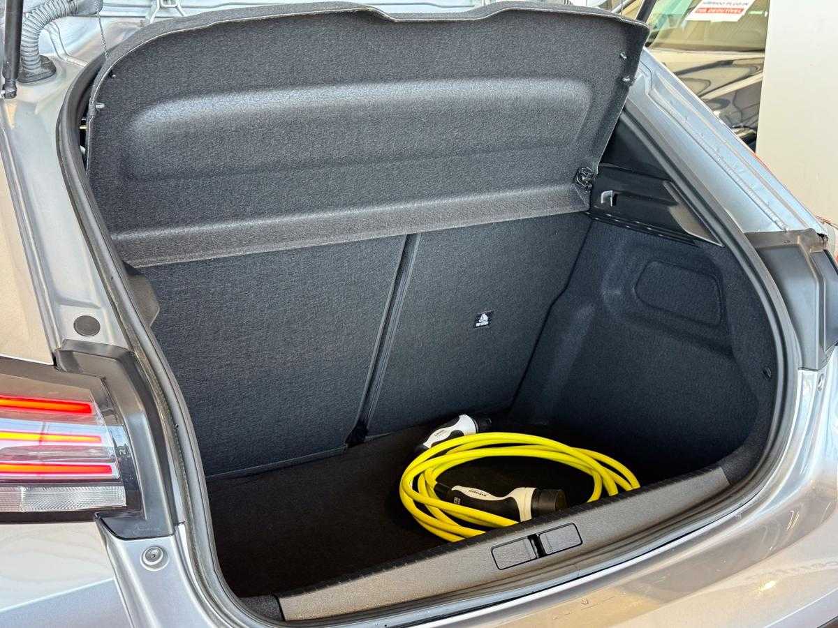 peugeot-208-2024-eletrico-0cc