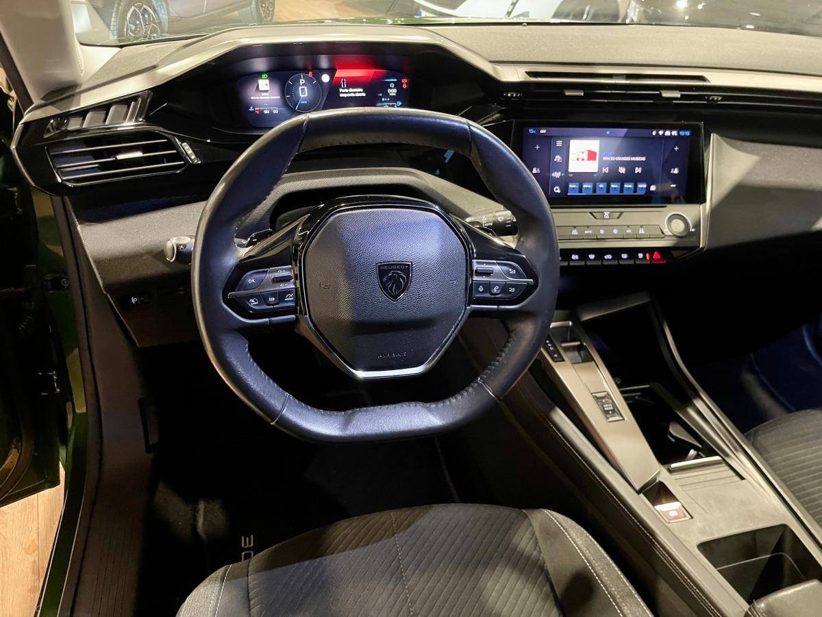 peugeot-308-2022-gasolina-1199cc