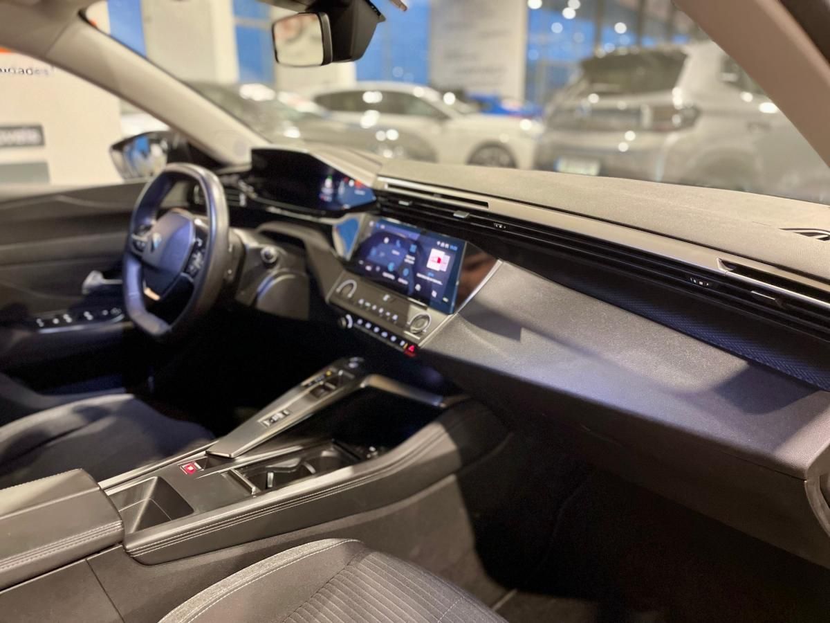 peugeot-308-2022-gasolina-1199cc
