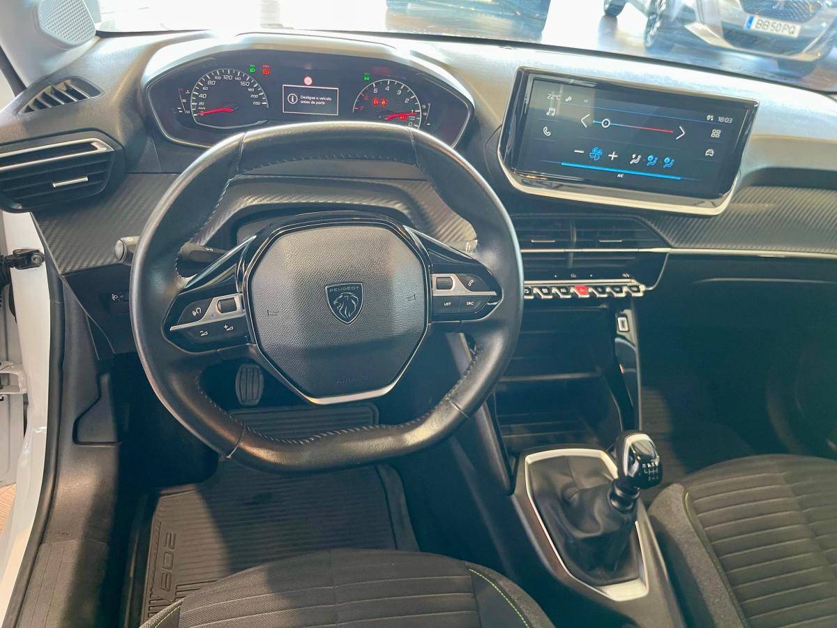 peugeot-208-2024-gasolina-1199cc