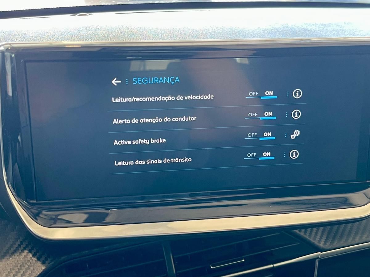 peugeot-208-2024-gasolina-1199cc