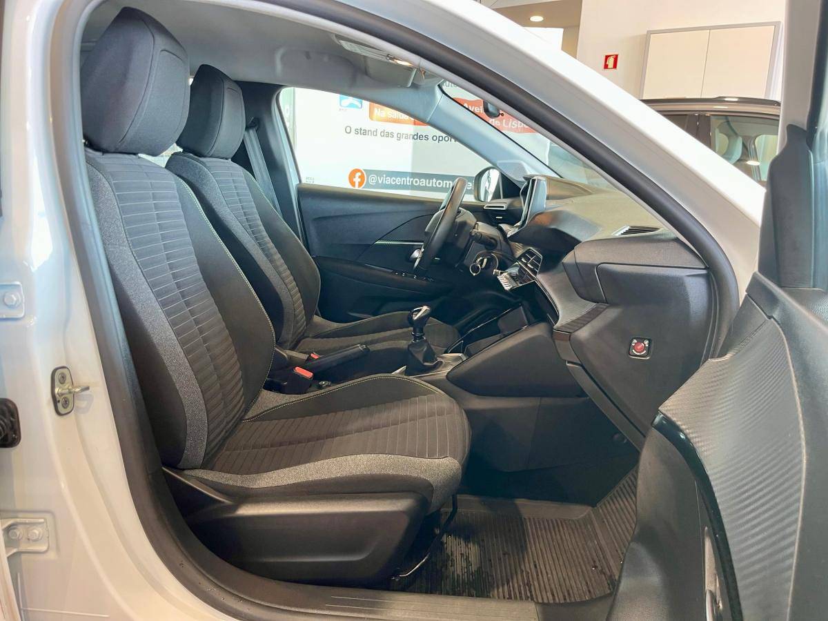 peugeot-208-2024-gasolina-1199cc
