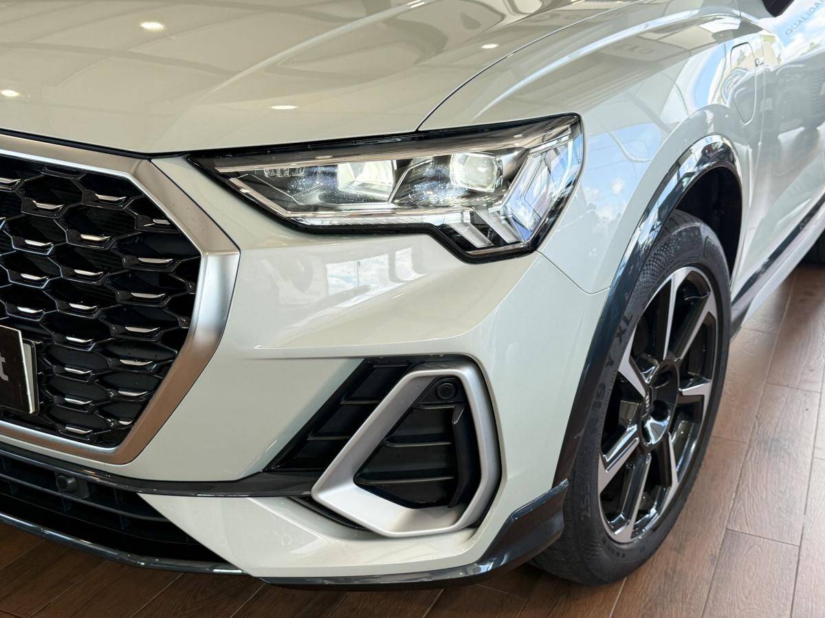 audi-q3-2022-hibrido-a-gasolina-1395cc
