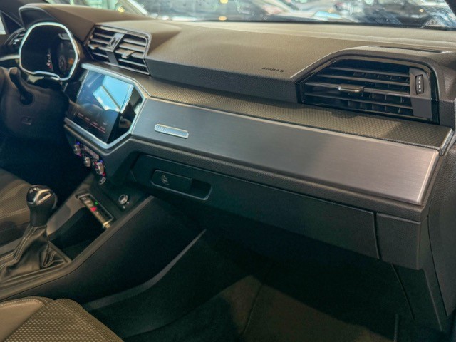 audi-q3-2022-hibrido-a-gasolina-1395cc