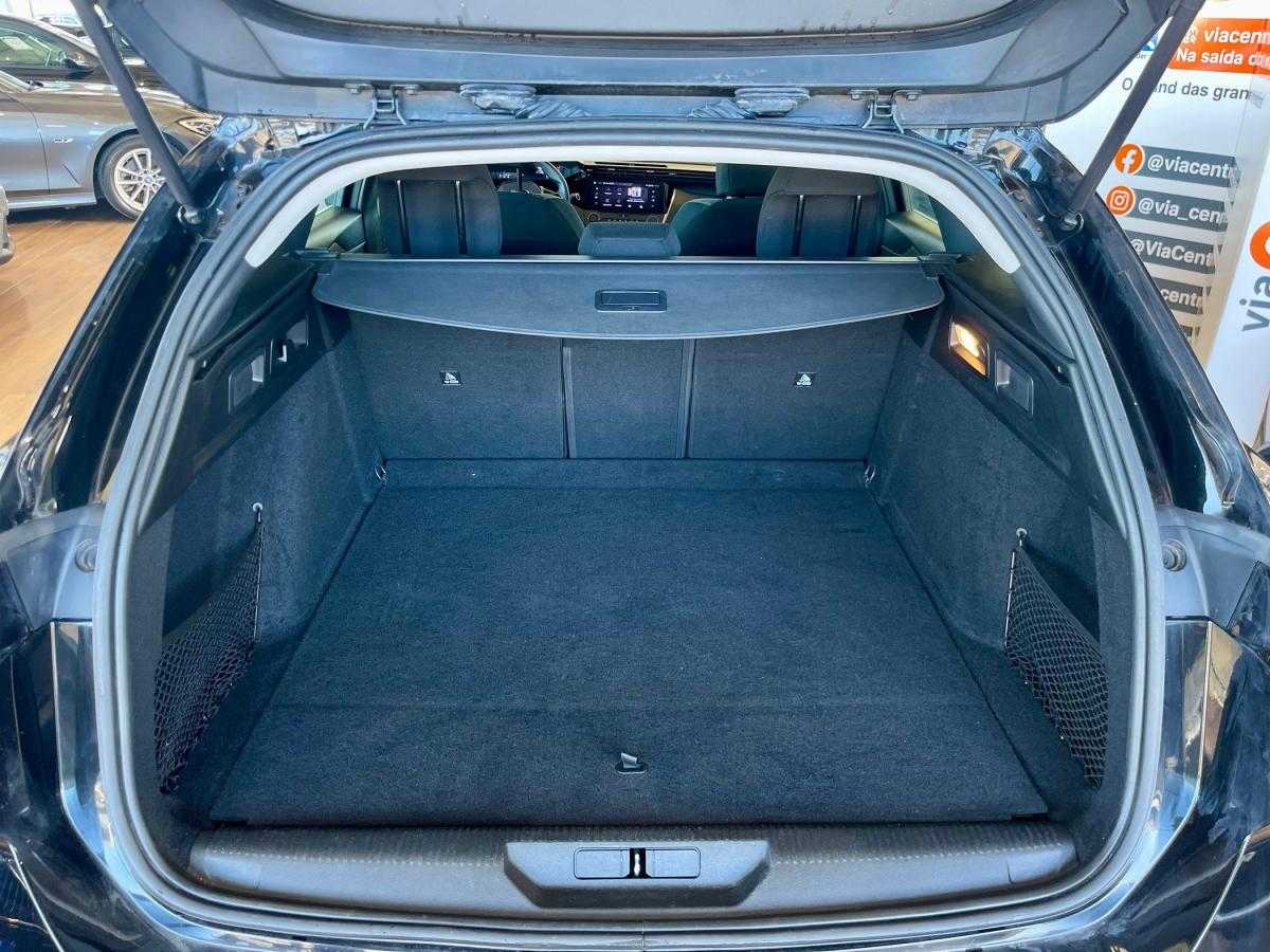 peugeot-308-sw-2022-gasolina-1199cc