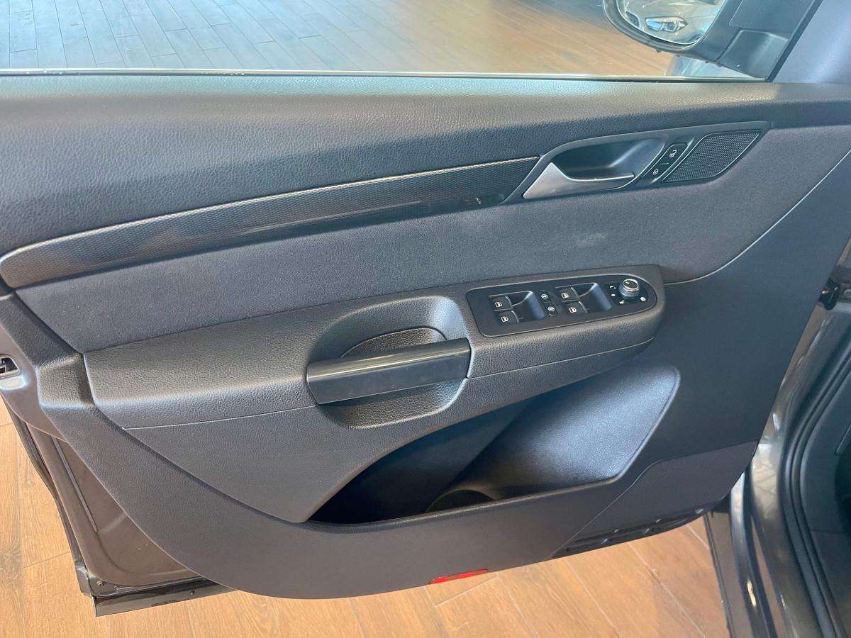 seat-alhambra-2017-diesel-1968cc