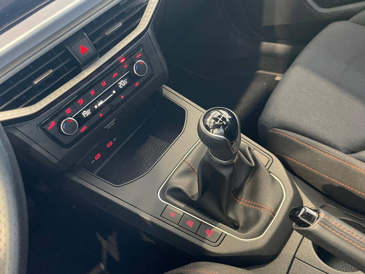 seat-ibiza-2025-gasolina-999cc