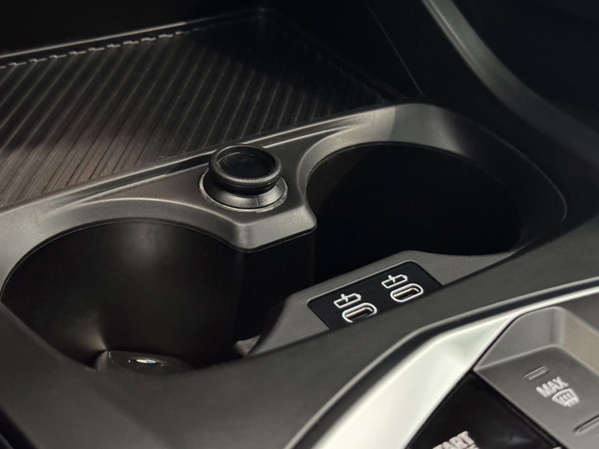 bmw-serie-1-2025-gasolina-1499cc