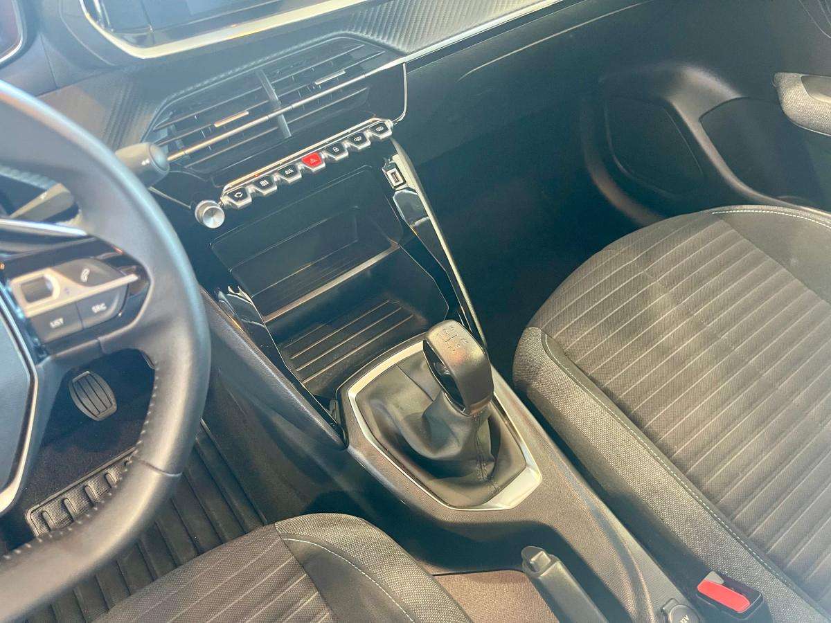 peugeot-208-2023-gasolina-1199cc