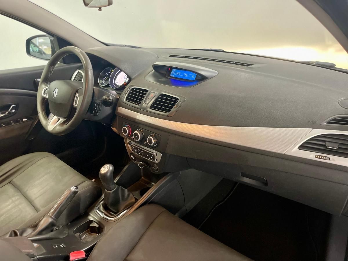 renault-megane-sport-tourer-2012-diesel-1461cc