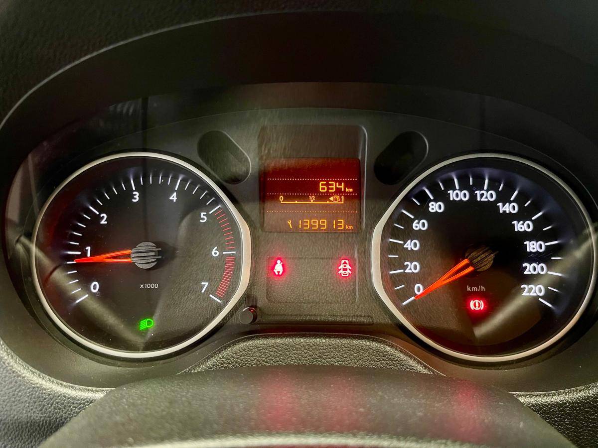 citroen-c-elysee-2013-diesel-1560cc