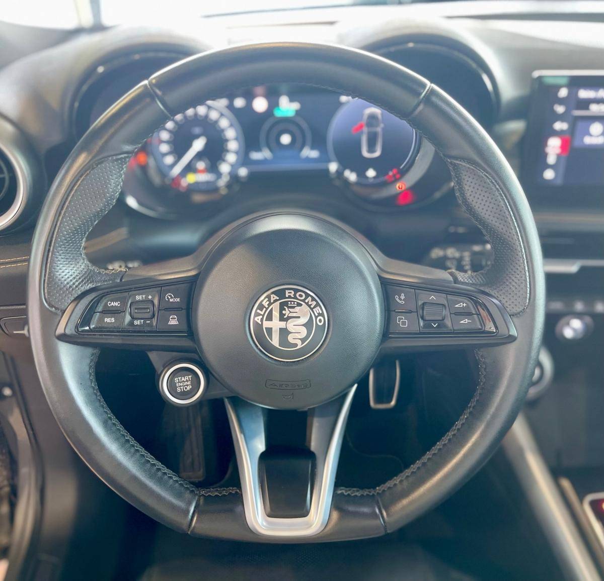 alfa-romeo-tonale-2024-hibrido-a-gasolina-1469cc