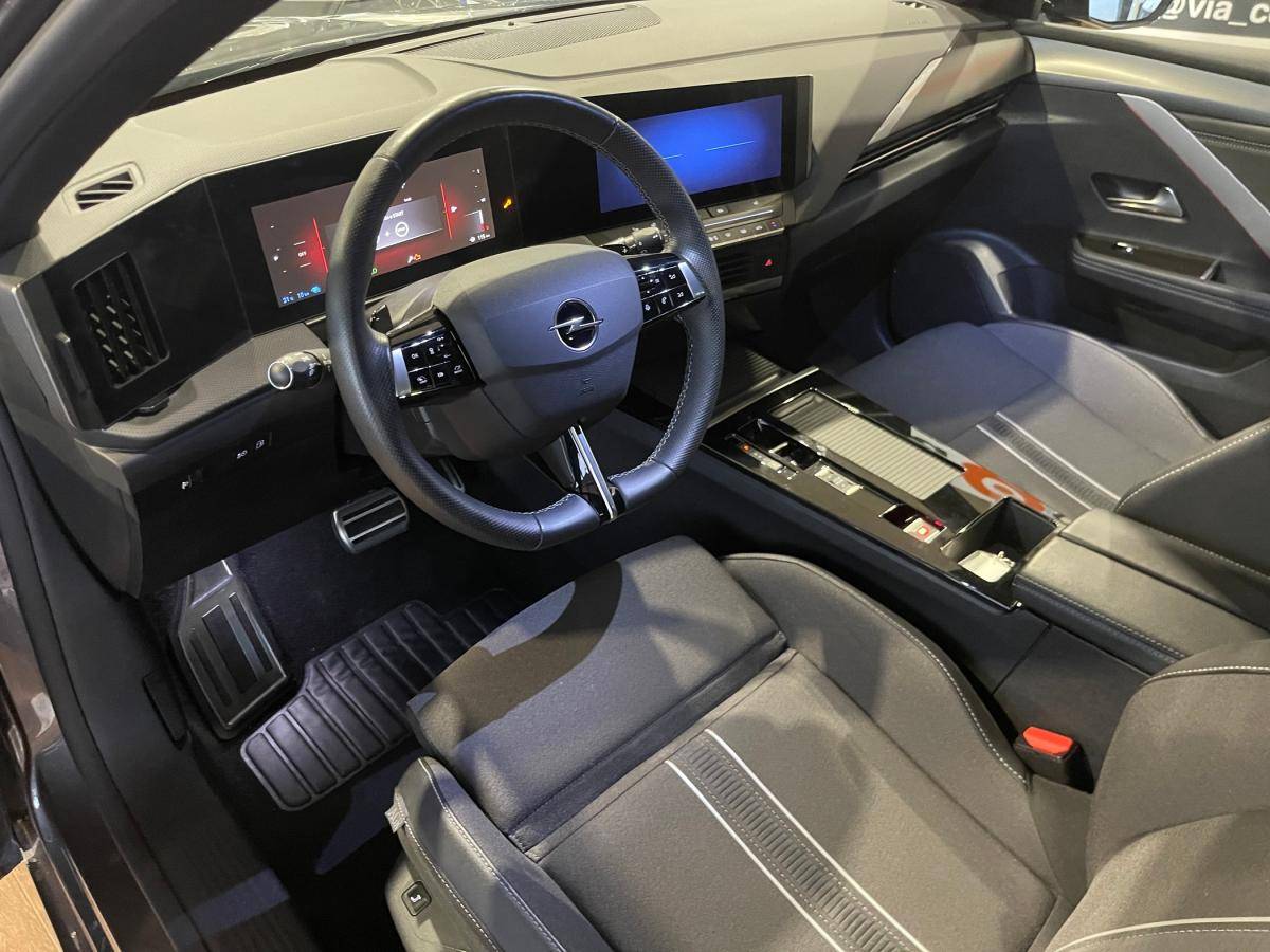 opel-astra-2024-hibrido-a-gasolina-1598cc