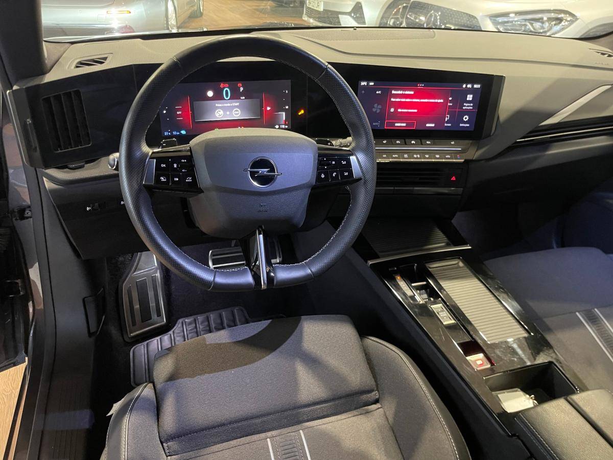 opel-astra-2024-hibrido-a-gasolina-1598cc