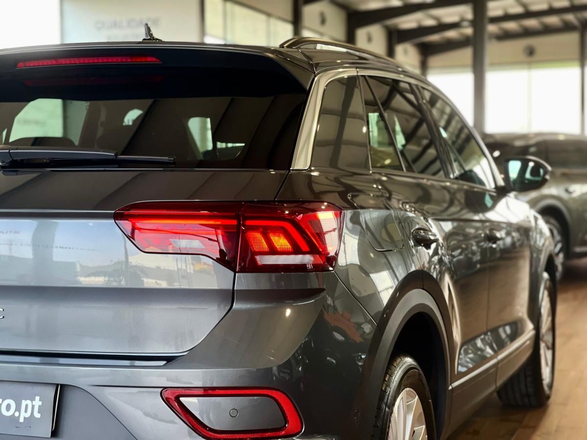 volkswagen-t-roc-2025-gasolina-999cc