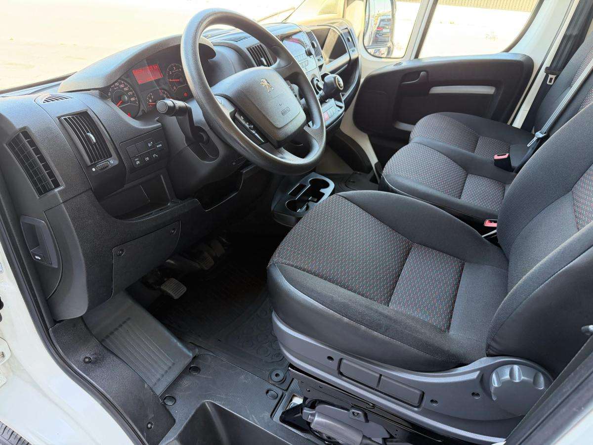 peugeot-boxer-2020-diesel-2179cc