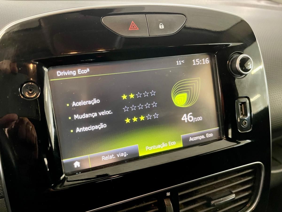 renault-clio-sport-tourer-2017-gasolina-898cc