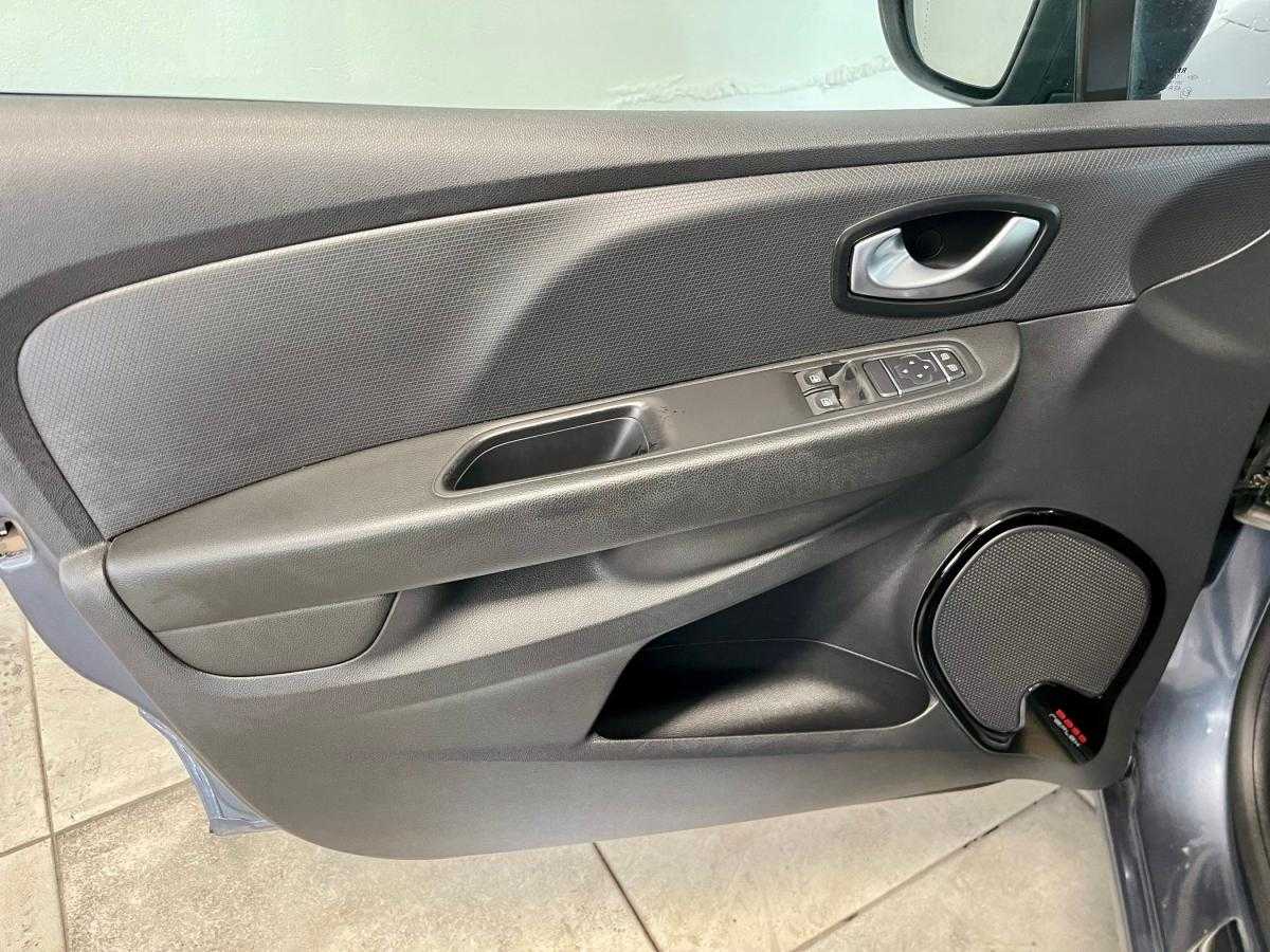 renault-clio-sport-tourer-2017-gasolina-898cc