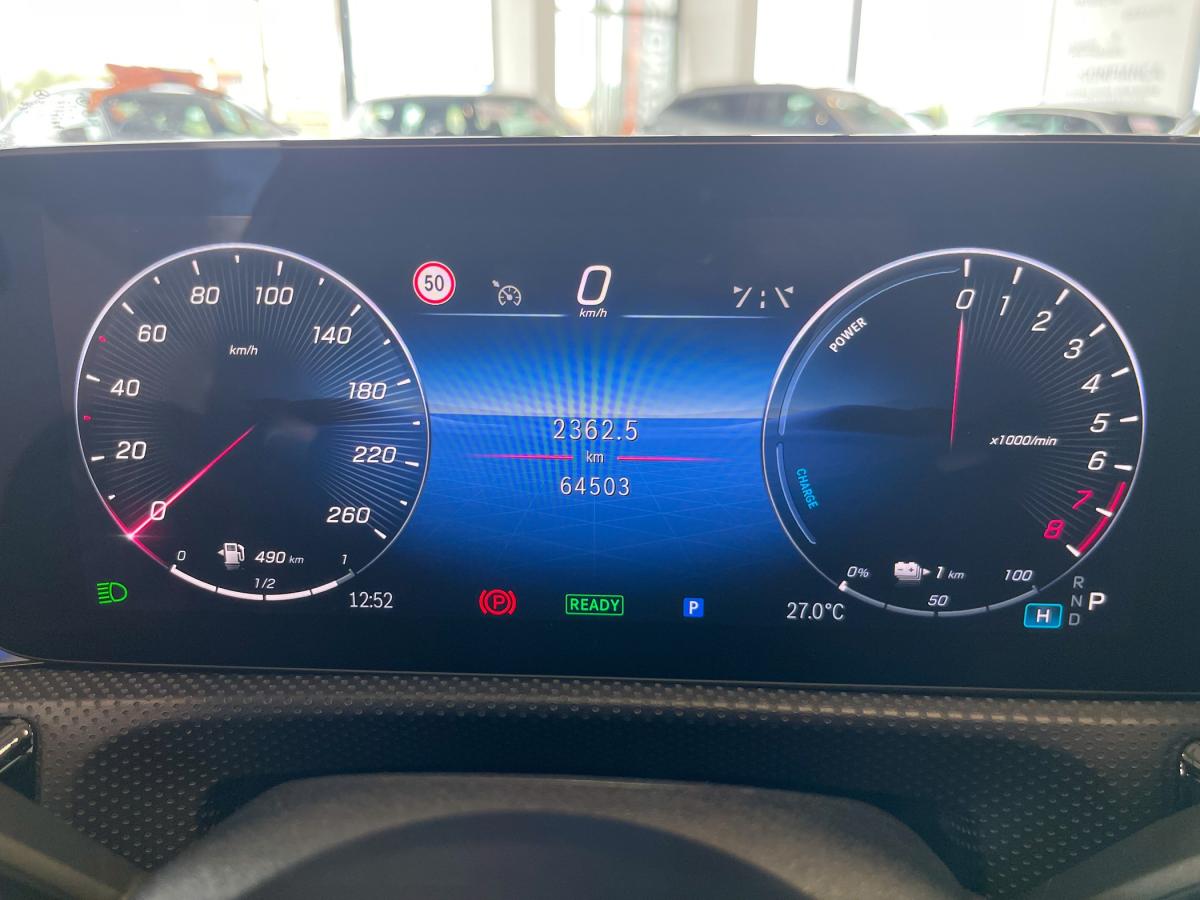 mercedes-benz-classe-a-2024-hibrido-a-gasolina-1332cc