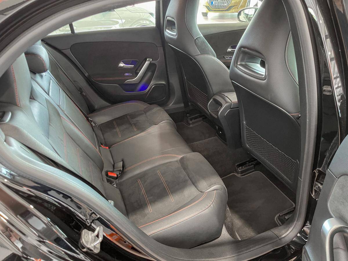 mercedes-benz-classe-a-2024-hibrido-a-gasolina-1332cc