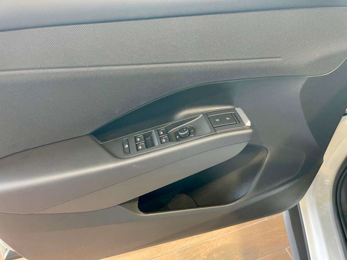 volkswagen-t-roc-2026-gasolina-1498cc