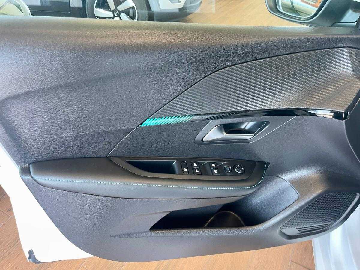 peugeot-208-2021-gasolina-1199cc