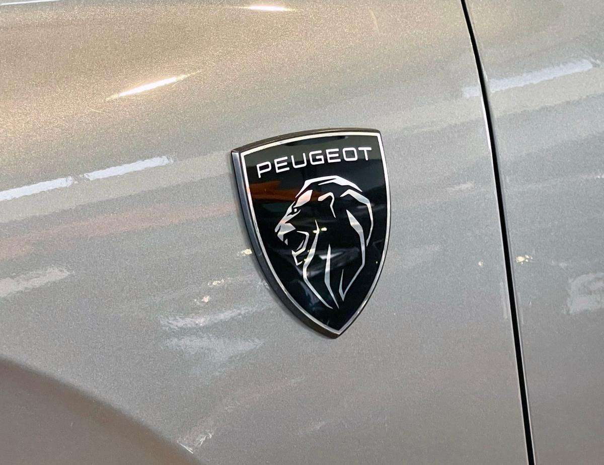 peugeot-308-2024-hibrido-a-gasolina-1598cc
