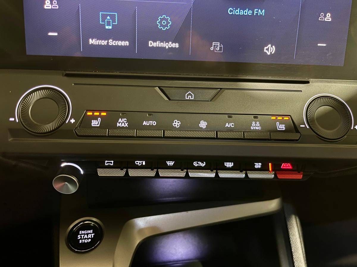 peugeot-308-sw-2023-gasolina-1199cc
