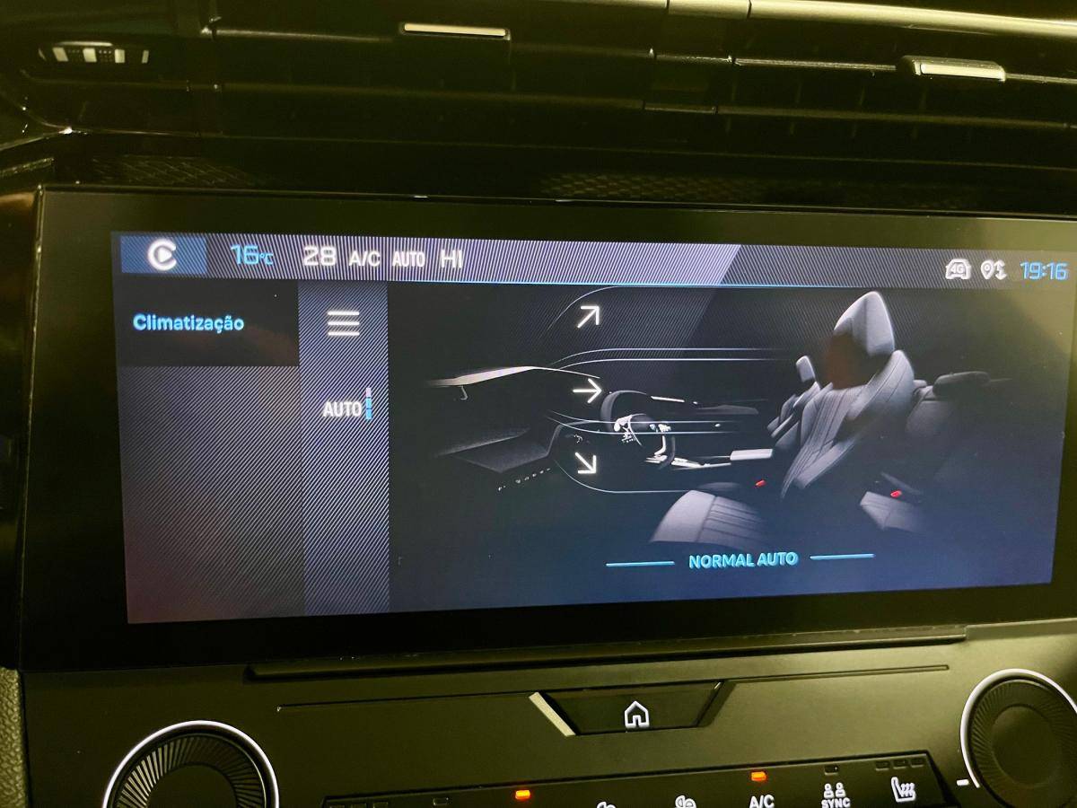 peugeot-308-sw-2023-gasolina-1199cc
