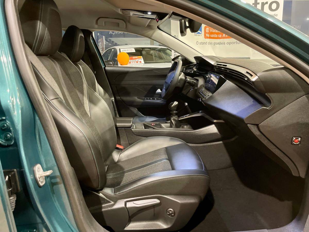 peugeot-308-sw-2023-gasolina-1199cc