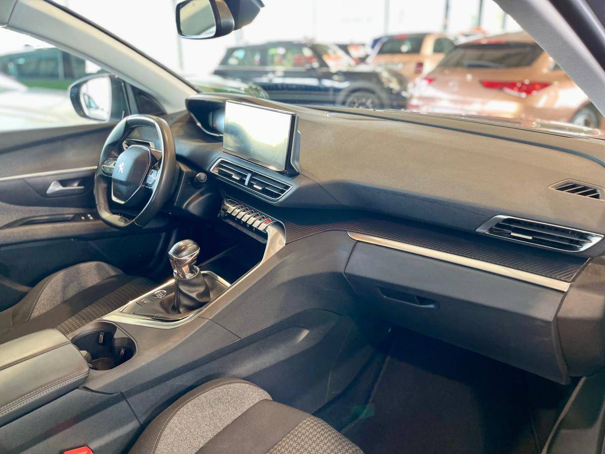 peugeot-5008-2021-diesel-1499cc