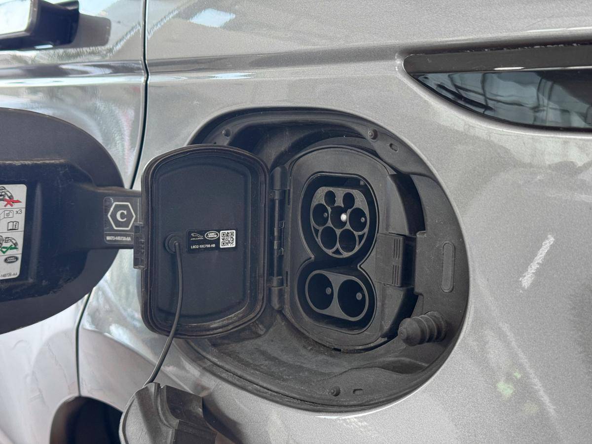 land-rover-range-rover-evoque-2023-hibrido-a-gasolina-1498cc