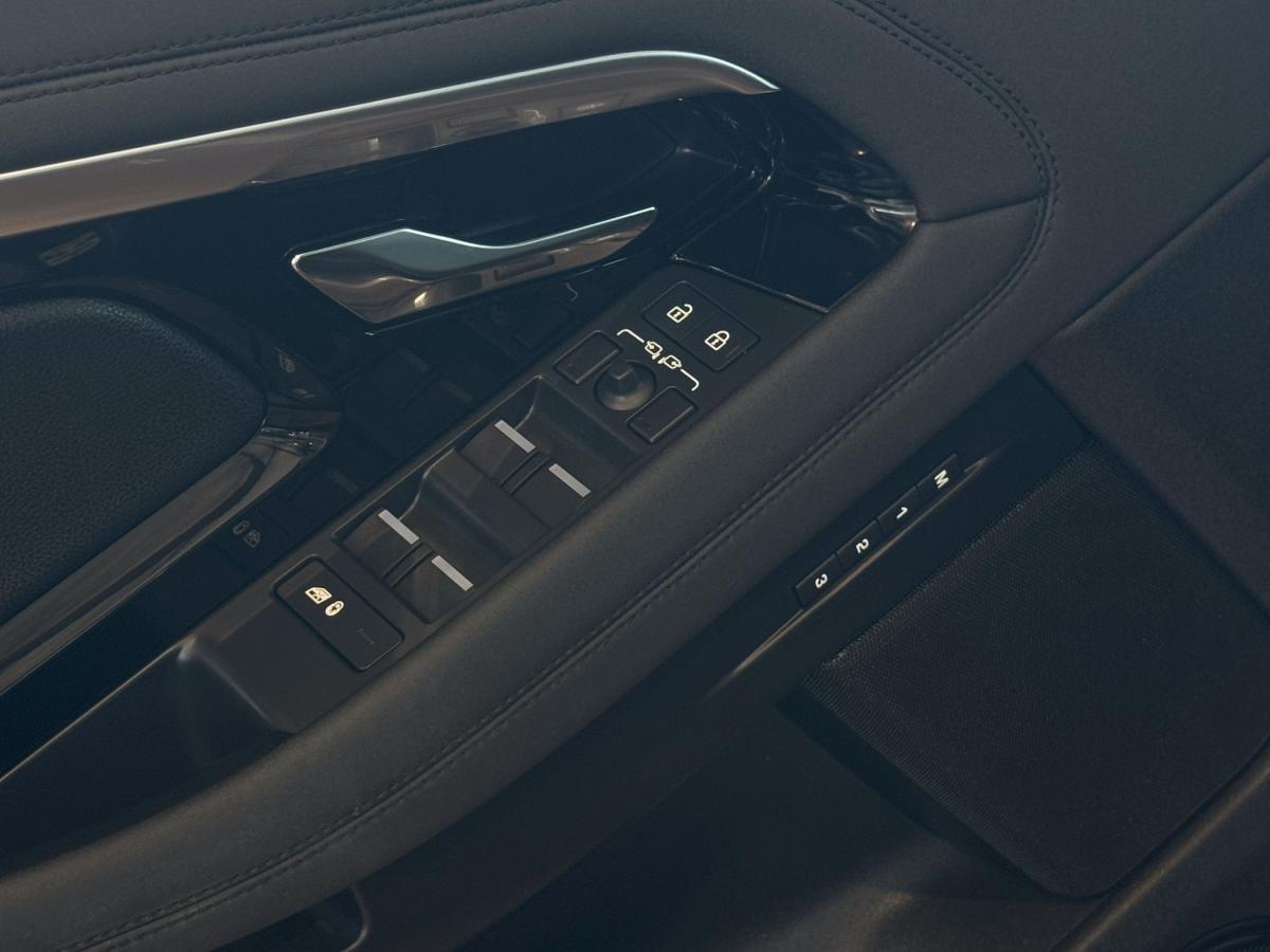 land-rover-range-rover-evoque-2023-hibrido-a-gasolina-1498cc