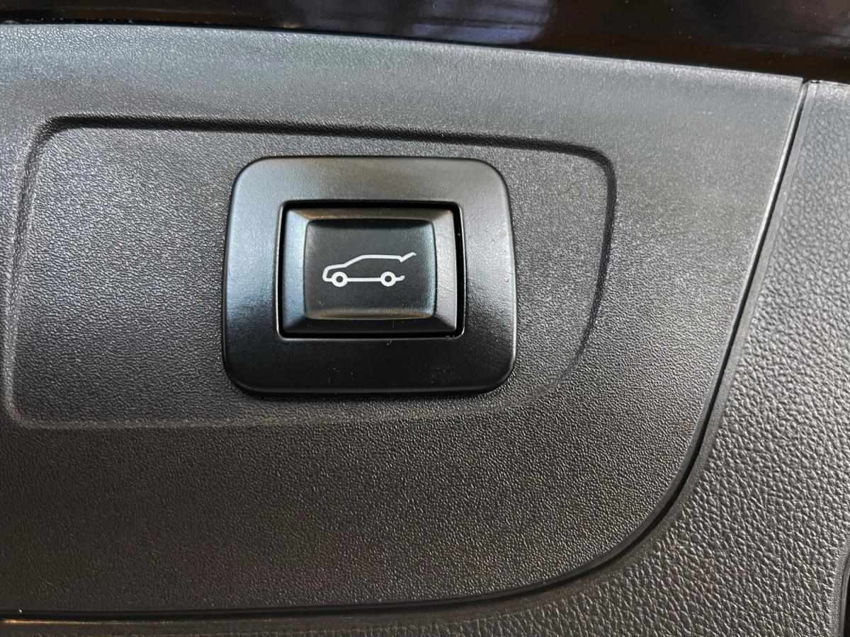 opel-insignia-sports-tourer-2019-diesel-1598cc