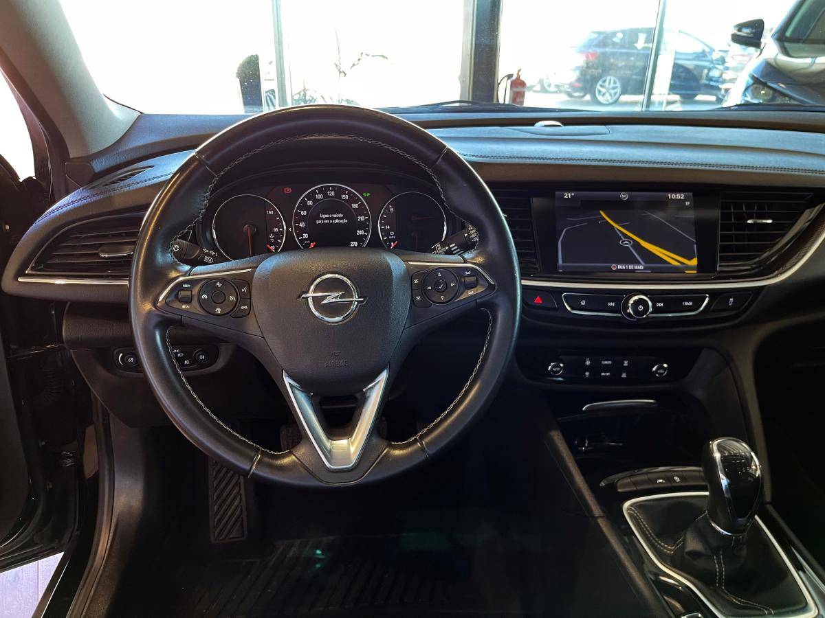 opel-insignia-sports-tourer-2019-diesel-1598cc