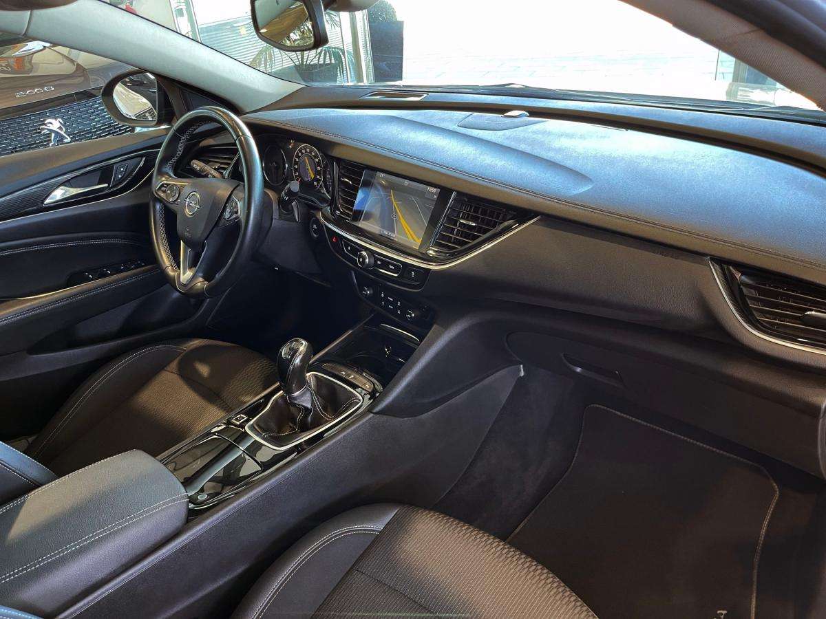 opel-insignia-sports-tourer-2019-diesel-1598cc