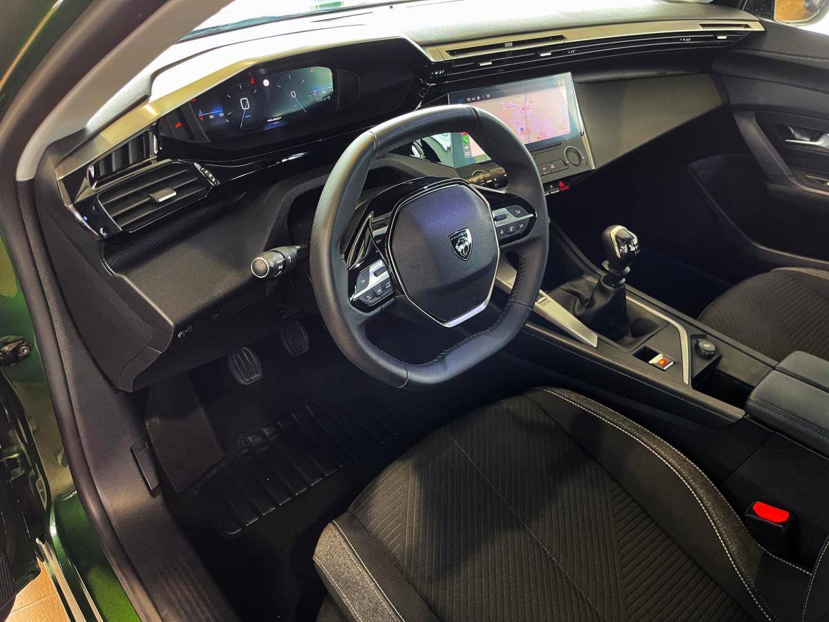 peugeot-308-2023-gasolina-1199cc