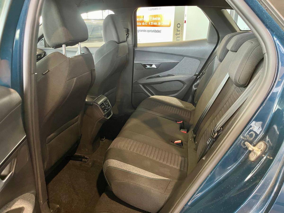 peugeot-3008-2023-gasolina-1199cc