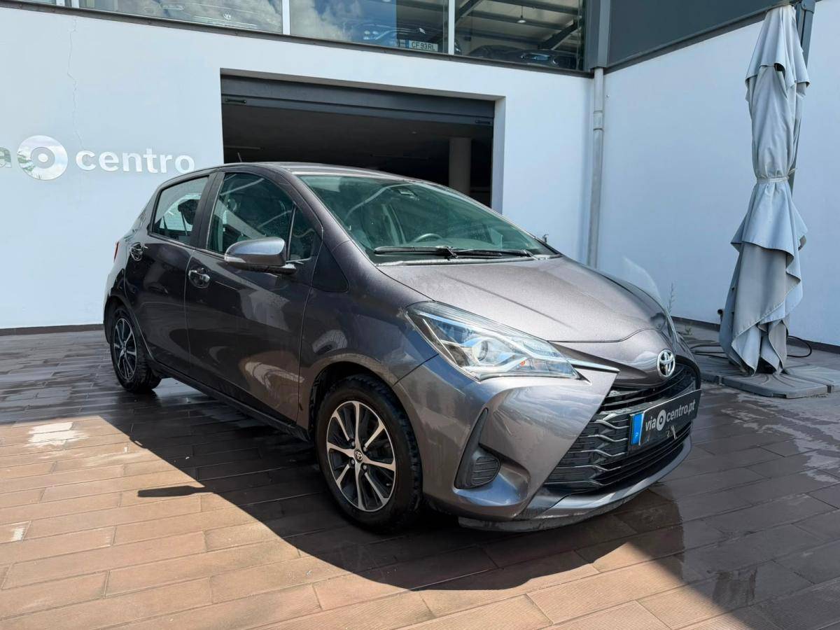 toyota-yaris-2020-gasolina-998cc