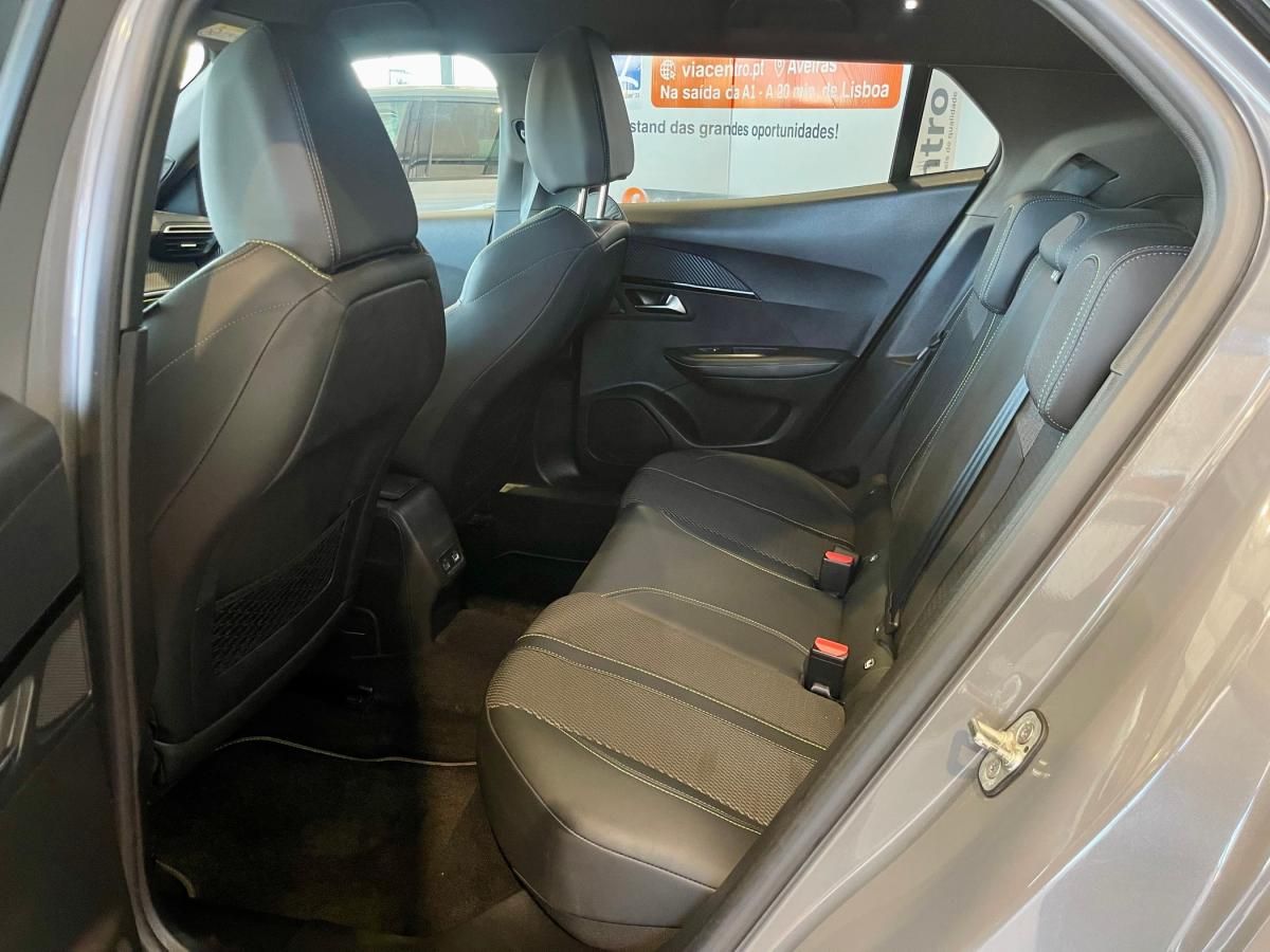 peugeot-2008-2024-gasolina-1199cc