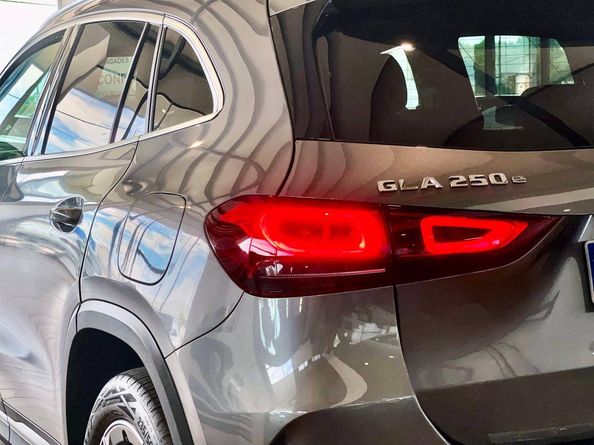 mercedes-benz-gla-2023-hibrido-a-gasolina-1332cc