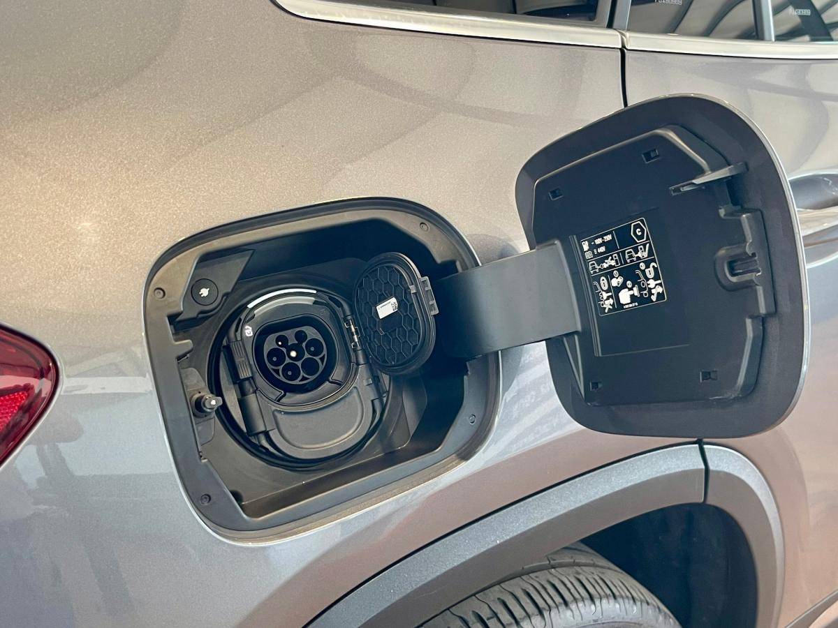 mercedes-benz-gla-2023-hibrido-a-gasolina-1332cc