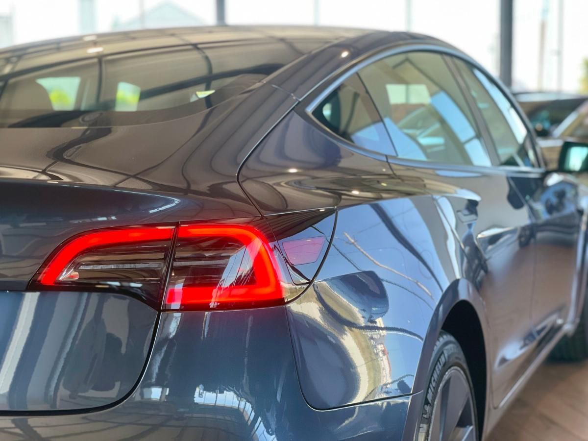 tesla-model-3-2022-eletrico-0cc