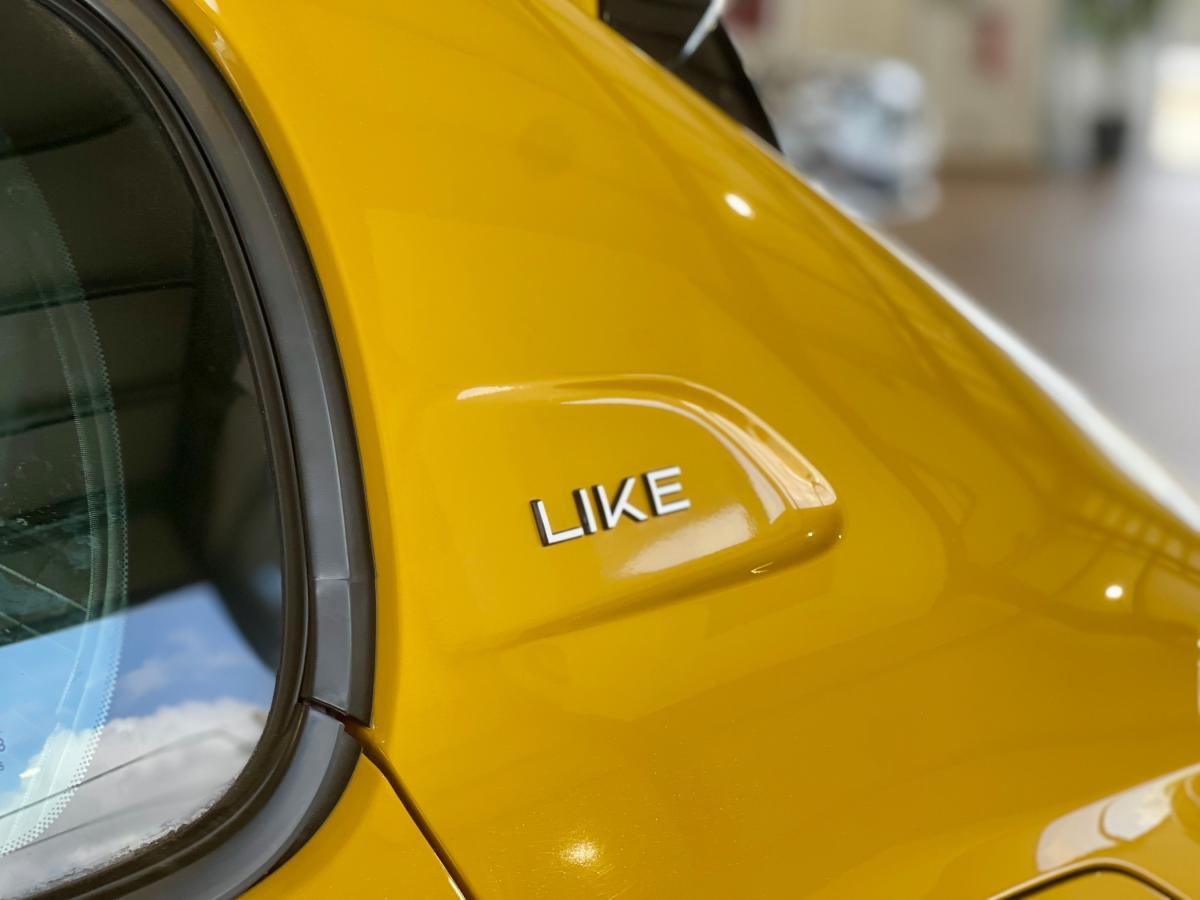 peugeot-208-2023-gasolina-1199cc