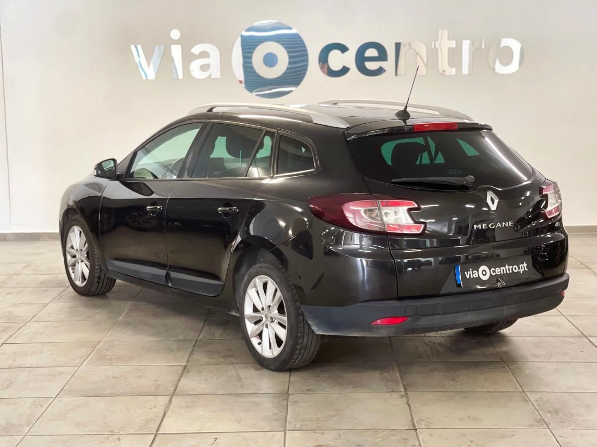 renault-megane-sport-tourer-2010-diesel-1461cc