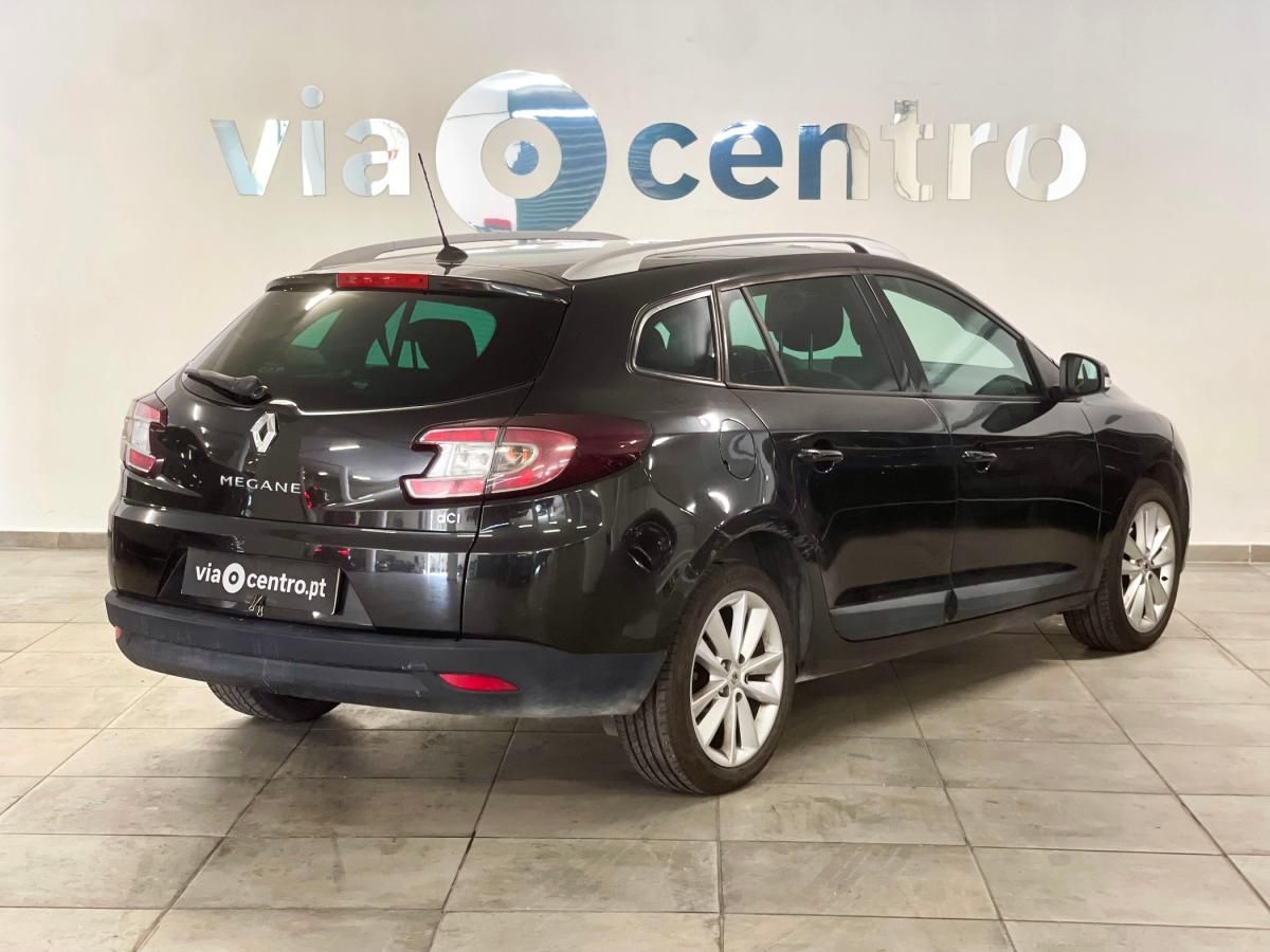 renault-megane-sport-tourer-2010-diesel-1461cc
