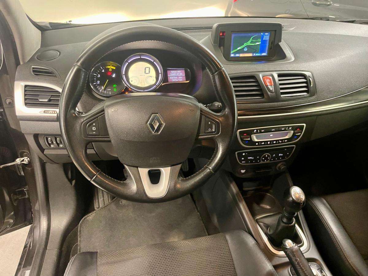 renault-megane-sport-tourer-2010-diesel-1461cc