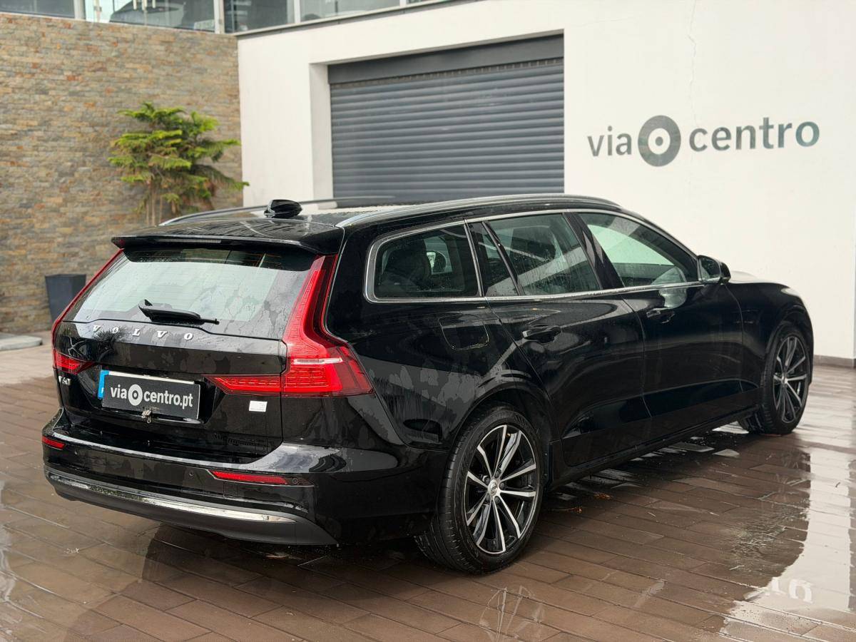 volvo-v60-2022-hibrido-a-gasolina-1969cc