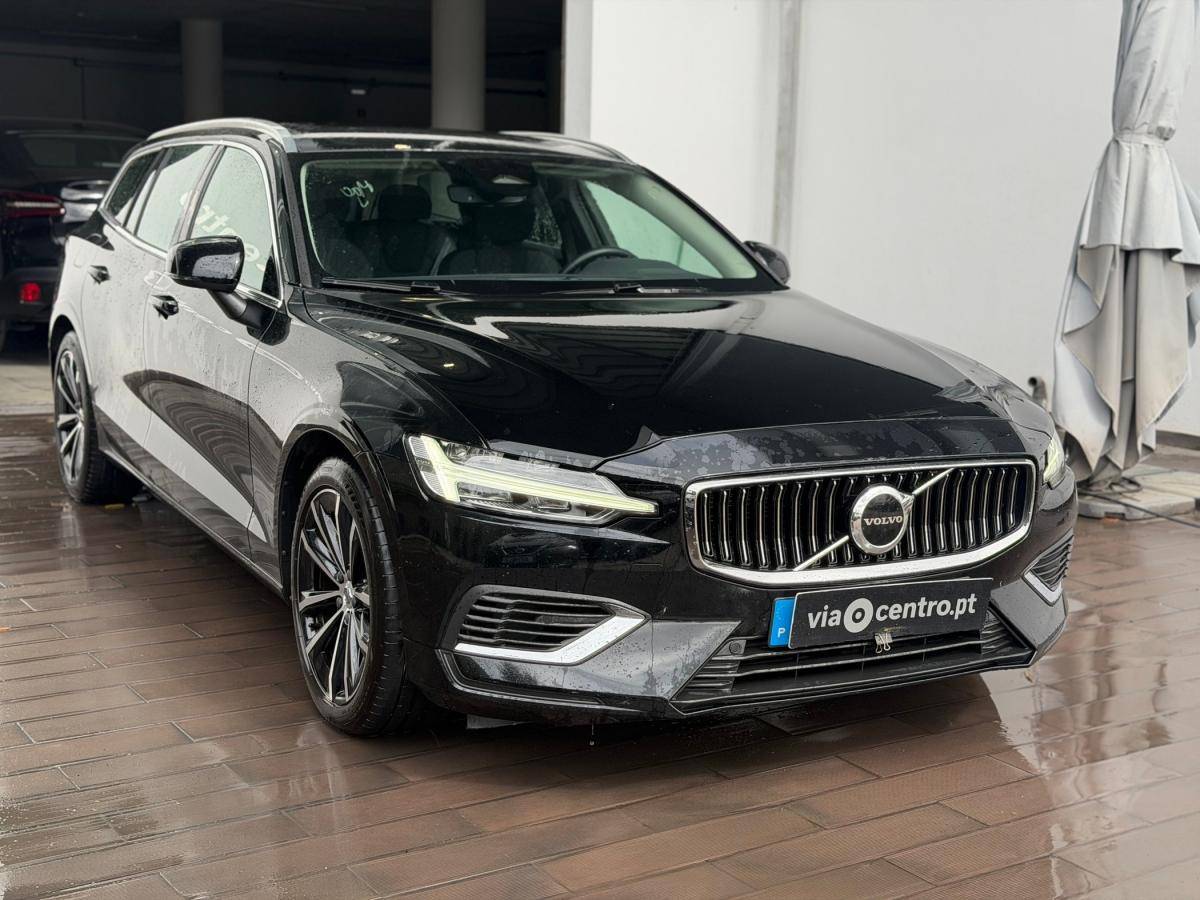 volvo-v60-2022-hibrido-a-gasolina-1969cc