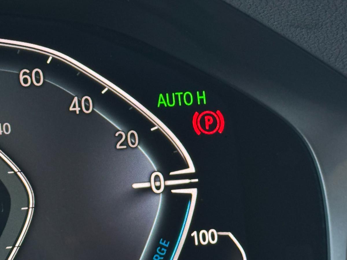bmw-serie-3-2022-hibrido-a-gasolina-1998cc